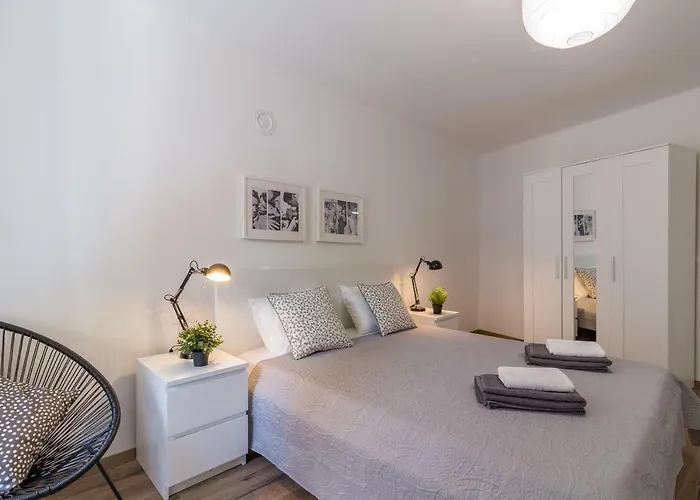 New Nonna Mara Rovigno